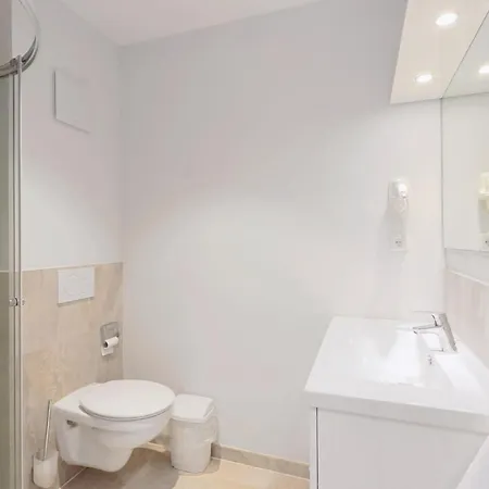 Duenenvilla 20, Whg 2 *